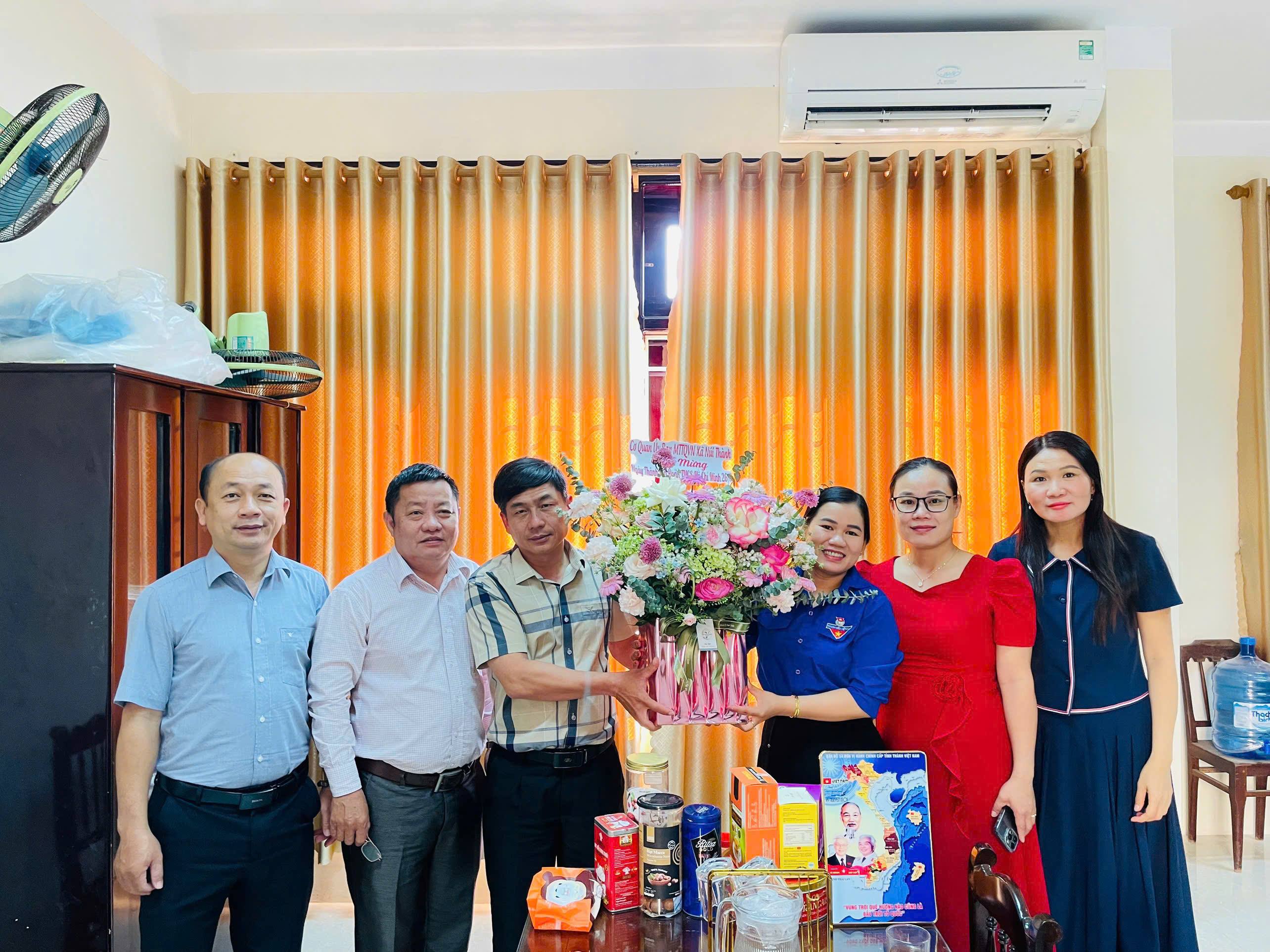 anh tin bai